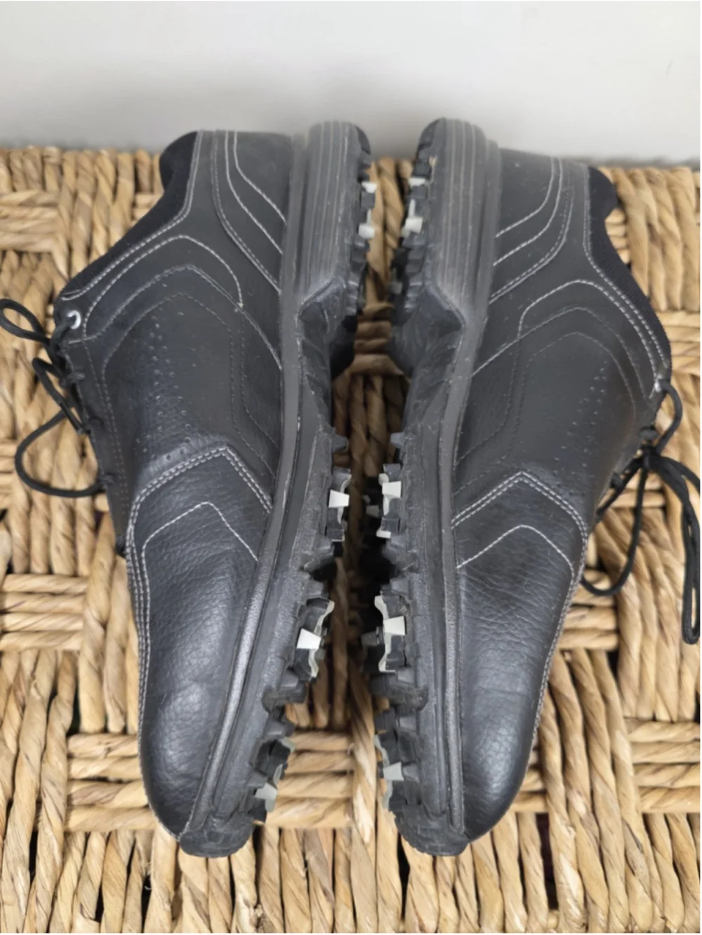 Nike Heritage Golf Shoes Mens 9W Wide Black Leather Soft Spikes 336041-001